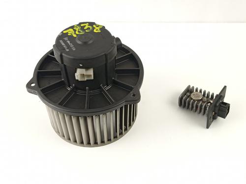 Used Heater blower motor HYUNDAI ELANTRA III Saloon (XD) 2.0 CRDi (113 hp) 12207134