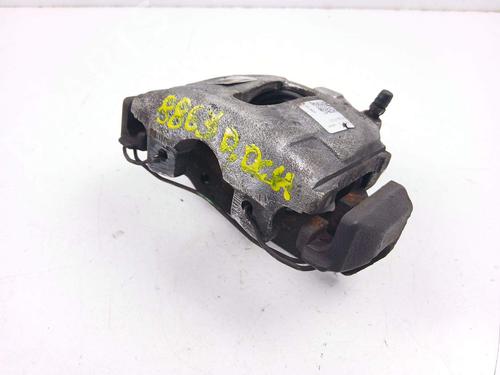 Used Right front brake caliper Right front brake caliper 31653333 31653333
