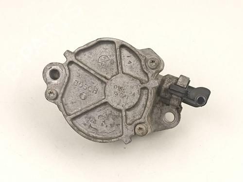 Used Vacuum pump CITROËN C4 I (LC_) 1.6 HDi (109 hp) 16063296