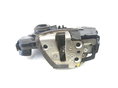 Front left lock TOYOTA AVENSIS (_T25_) 2.2 D-CAT (ADT251_, ADT251R) | BP25439747C98