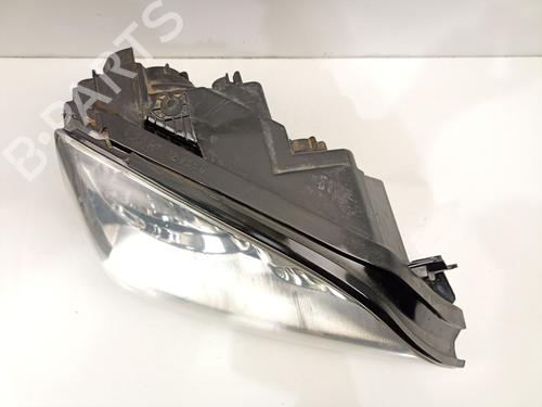 Right headlight KIA SORENTO I (JC) 2.5 CRDi 4WD | BP22737515C29 
