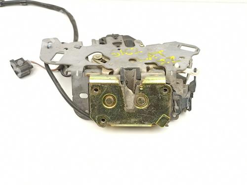 Rear left lock CHRYSLER VOYAGER IV (RG, RS) 2.5 CRD | BP13903226C100 