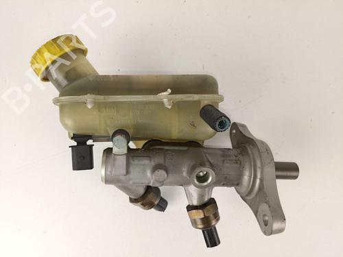 Used Brake master cylinder Brake master cylinder 37441418 37441418