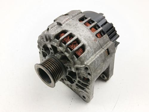 Used Alternator NISSAN PRIMERA Hatchback (P12) 1.9 dCi (120 hp) 32067757