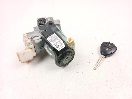 Used Ignition barrel TOYOTA HILUX VII Pickup (_N1_, _N2_, _N3_) 2.5 D-4D 4WD (KUN25) (144 hp) 31074280