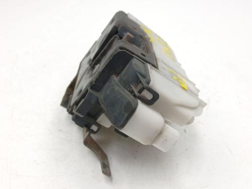 Front right lock VW POLO (6N2) 1.4 16V | BP27577548C97 