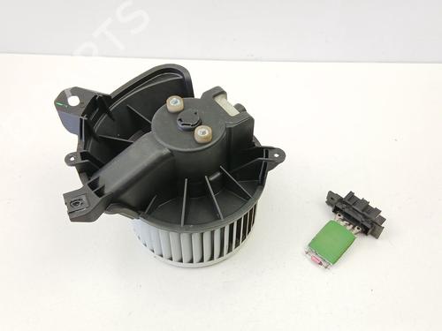 Used Heater blower motor FIAT PUNTO (199_) 1.2 (199AXZ1A, 199BXZ1A) (69 hp) 26579406