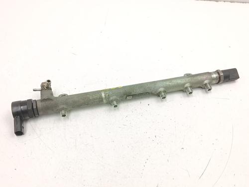 Used Injection rail Injection rail MERCEDES-BENZ C-CLASS (W203) C 220 CDI (203.006, 203.008) (143 hp) 34280329 34280329