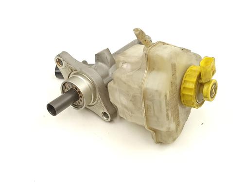 Used Brake master cylinder Brake master cylinder 37441688 37441688