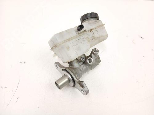 Used Brake master cylinder Brake master cylinder RENAULT CAPTUR I (J5_, H5_) 1.5 dCi 90 (J5N4, J5M5, J5MW, J5M6, J5AL, J5AJ) (90 hp) 39695641 39695641