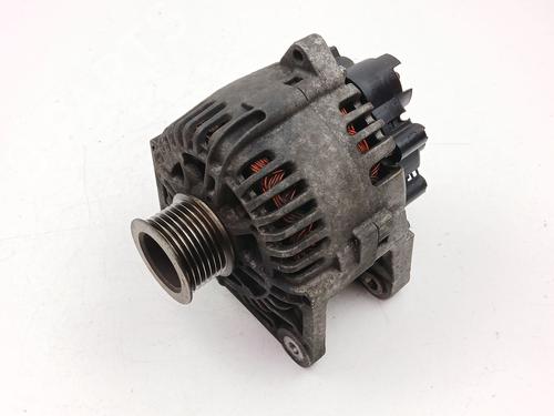 Generator RENAULT MEGANE II Saloon (LM0/1_) 1.9 dCi (LM0G, LM1G, LM2C) (120 hp) 28119656