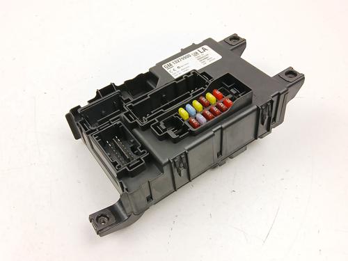 Used Fuse box OPEL CORSA D (S07) 1.3 CDTI (L08, L68) (75 hp) 32305685