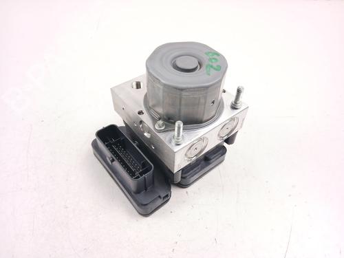 Used ABS pump NISSAN QASHQAI II (J11, J11_) 1.2 DIG-T (115 hp) 30113641
