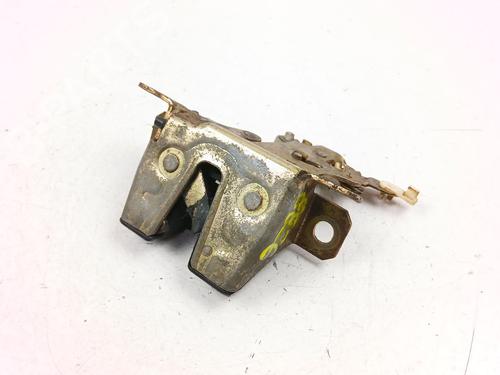 Used Tailgate lock VOLVO 740 Kombi (745) 2.3 (131 hp) 30911713