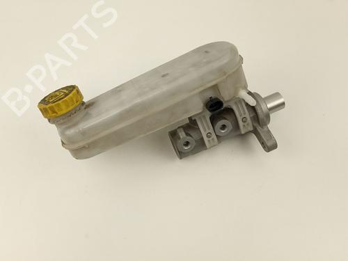 Used Brake master cylinder Brake master cylinder 37441533 37441533