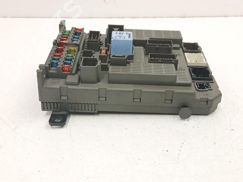 Fuse box CITROËN C5 I (DC_) 2.0 HDi (DCRHZB, DCRHZE) | BP35771173E1 - Image 3