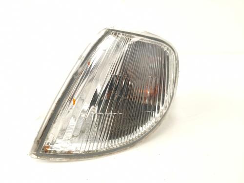 Used Left front indicator Left front indicator CITROËN SAXO (S0, S1) [1996-2004] 9804397 9804397