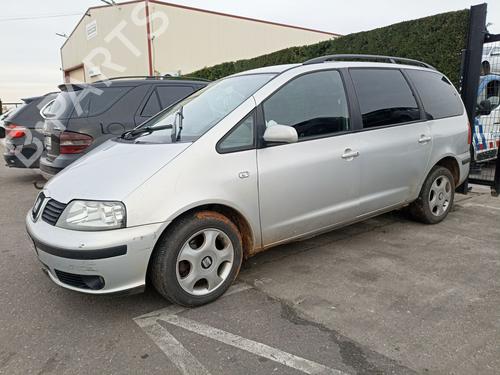 Left front fog light SEAT ALHAMBRA (7V8, 7V9) 1.9 TDI | BP24263405C30 