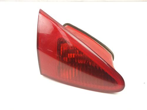 Used Left tailgate light Left tailgate light 16826942 16826942