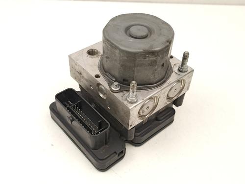 Used ABS pump MERCEDES-BENZ A-CLASS (W176) A 200 CDI (176.001) (136 hp) 24698415