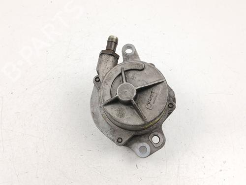 Used Vacuum pump BMW 3 (E36) 325 td (115 hp) 30470408