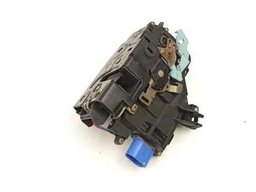 Used Rear left lock VW TOUAREG (7LA, 7L6, 7L7) 2.5 R5 TDI (174 hp) 18695847
