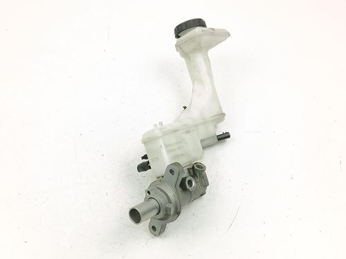 Used Brake master cylinder Brake master cylinder 37441939 37441939