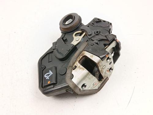 Used Rear left lock TOYOTA HILUX VII Pickup (_N1_, _N2_, _N3_) 2.5 D-4D 4WD (KUN25) (144 hp) 30763839