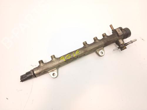injection-rail-opel-corsa-c-x01-2000-2001-2002-2003-2004-2005-2006-2007-2008-2009-36868625 main image
