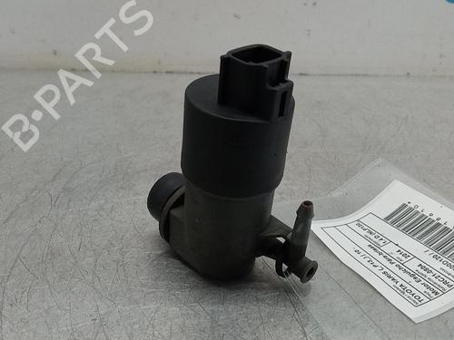 Used Washer pump TOYOTA YARIS (_P13_) 1.4 D (NLP130_, NLP130) (90 hp) 31763920