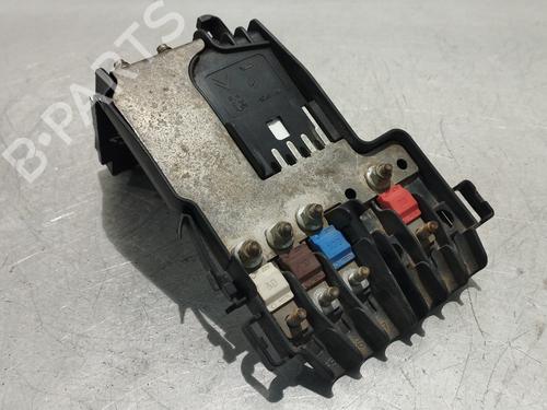 Used Fuse box Fuse box 17794322 17794322