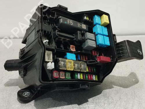 Used Fuse box TOYOTA YARIS (_P21_, _PA1_, _PH1_) [2020-2026]  31764443