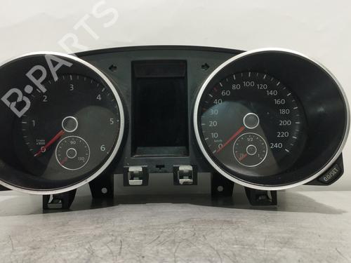 Used Instrument cluster VW GOLF VI Variant (AJ5) 1.6 TDI (105 hp) 17146805