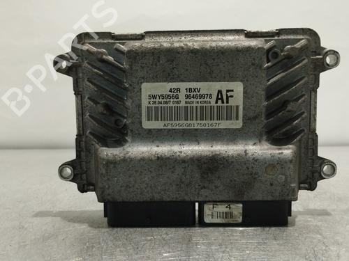 Used Engine control unit (ECU) Engine control unit (ECU) 17949426 17949426