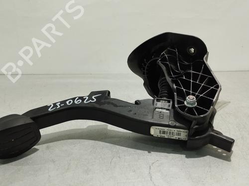 Pedal PEUGEOT 308 SW II (LC_, LJ_, LR_, LX_, L4_) 1.6 HDi / BlueHDi 115 (LCBHXM, LCBHXT) (115 hp) 31764702