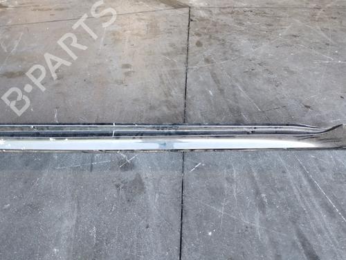 Faldon izquierdo TOYOTA YARIS (_P21_, _PA1_, _PH1_) [2020-2026]  31765071