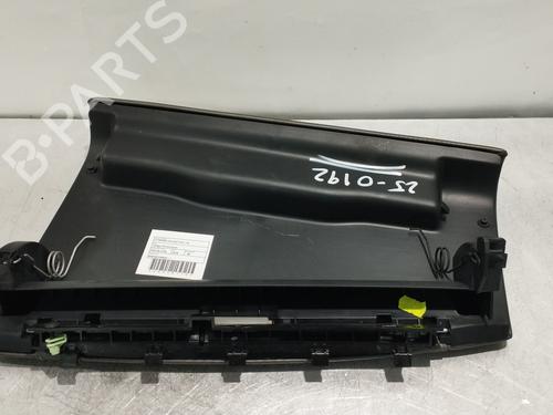 Handskerum CITROËN C4 CACTUS 1.2 THP 110 | BP31765698C95 