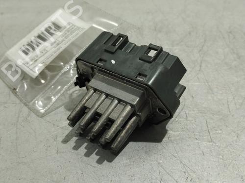 BP31767087M108 main image