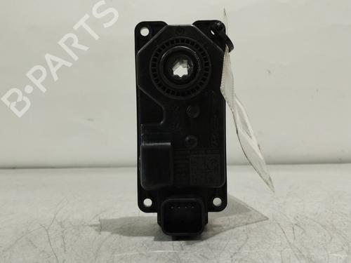 BP31767100M83 main image