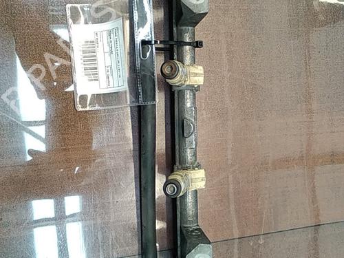 Used Injection rail FORD FIESTA V (JH_, JD_) [2001-2014]  14405942