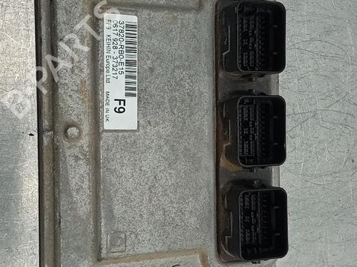 Used Engine control unit (ECU) Engine control unit (ECU) HONDA JAZZ III (GE_, GG_, GP_, ZA_) 1.3 i (GE6, GG3, GG6) (100 hp) 9798251 9798251