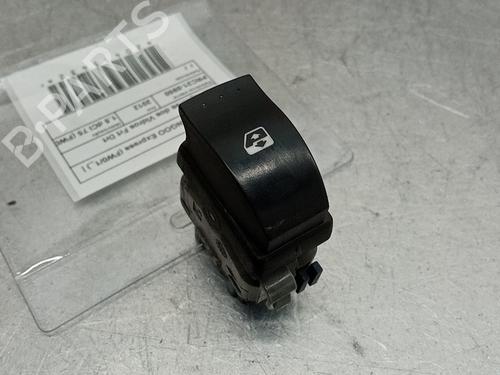 Used Right front window switch RENAULT KANGOO Express (FW0/1_) 1.5 dCi 75 (FW07, FW10, FW04) (75 hp) 9798844