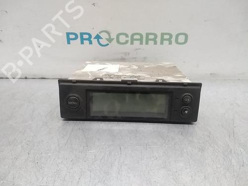 Used Display monitor NISSAN MICRA III (K12) 1.2 16V (65 hp) 31114255