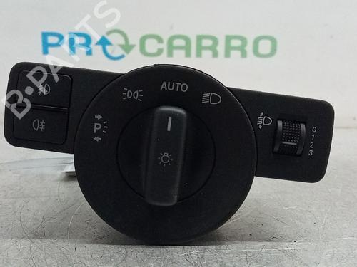 Used Headlight switch MERCEDES-BENZ A-CLASS (W176) A 180 CDI / d (176.012) (109 hp) 13726002
