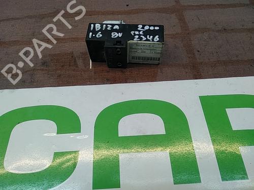 Outra SEAT IBIZA II (6K1) [1993-2002]  13721751