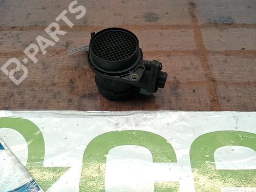 Used Mass air flow sensor RENAULT MEGANE I Classic (LA0/1_) [1996-2008]  9776178