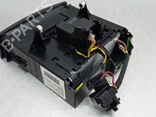 Radio MERCEDES-BENZ CLS (C219) CLS 320 CDI (219.322) | BP13726204E6 