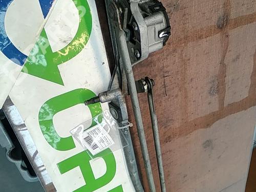 Used Front wiper motor FORD FOCUS II (DA_, HCP, DP) [2004-2013]  9771186