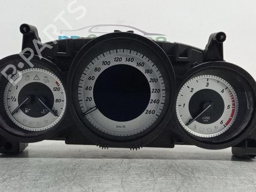 Cuadro instrumentos MERCEDES-BENZ C-CLASS (W204) C 220 CDI (204.002) (170 hp) 9798096