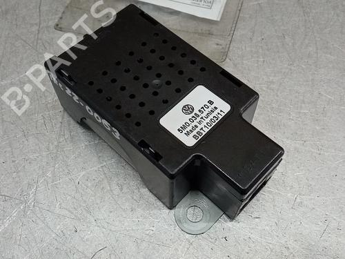 Outra VW GOLF VI (5K1) 1.6 TDI (105 hp) 13727426